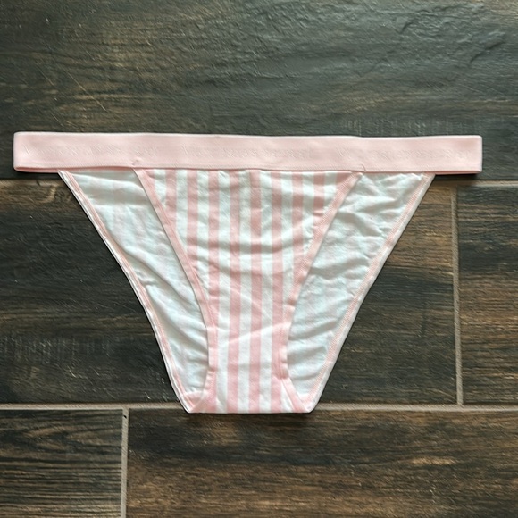 💖Victoria’s Secret Panty Tanga - Picture 1 of 5